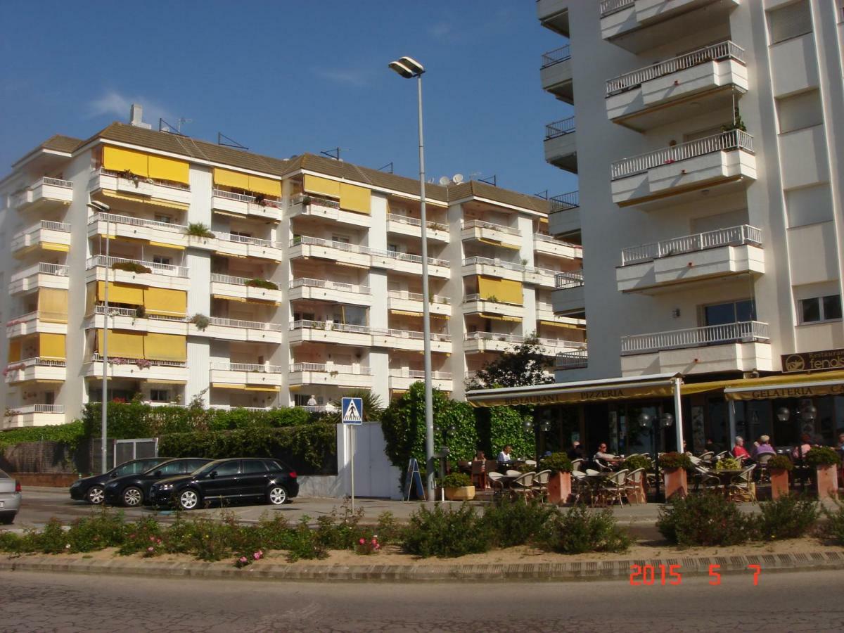 Apartamento Sol- Fanals Apartment Lloret de Mar Luaran gambar